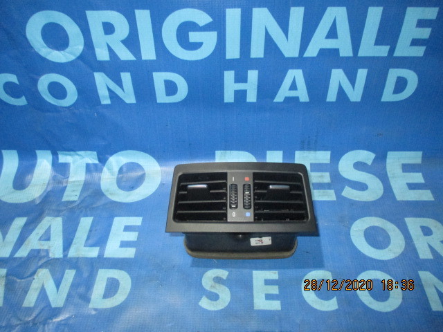 Grile aerisire BMW E90 2005;  6932023 (spate)