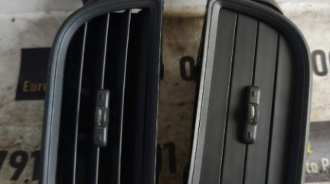 Grile aerisire Dodge Journey 2.7 benzina , cod motor EER ,transmisie automata , an 2009
