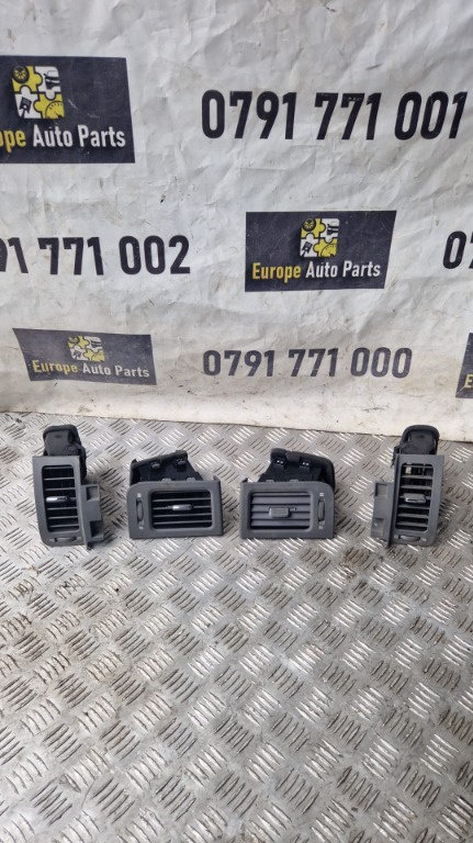 Grile aerisire Nissan X-TRAIL 2.0 dci 2008
