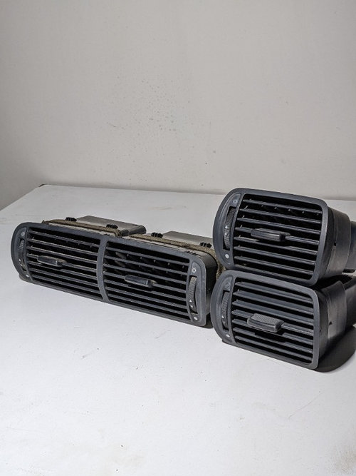 Grile/guri ventilație Seat Leon 1M