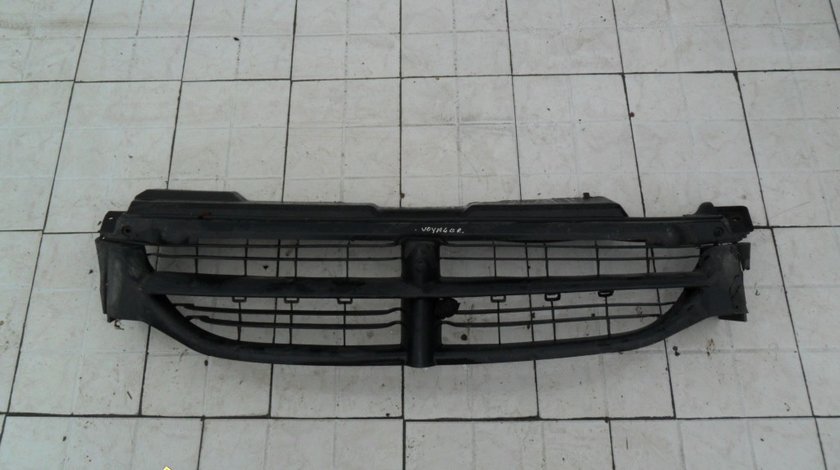 Grile radiator Chrysler Voyager