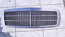 Grile radiator Mercedes E290 W210