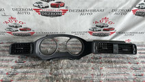 Grile ventilatie bord cu trim ceasuri Vw Jetta Mk6...