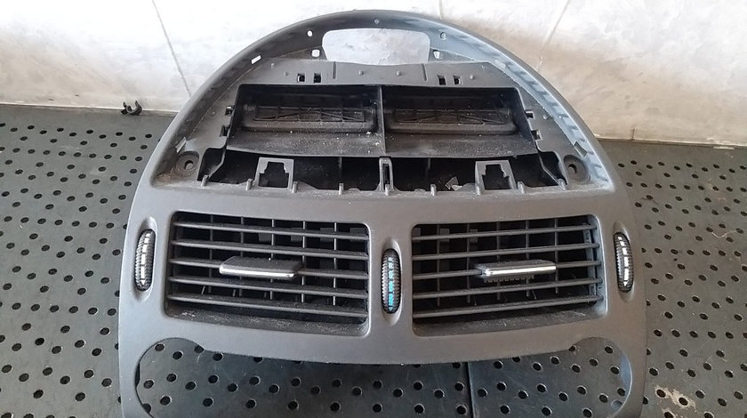 Grile ventilatie bord mercedes e class w211 2118300054