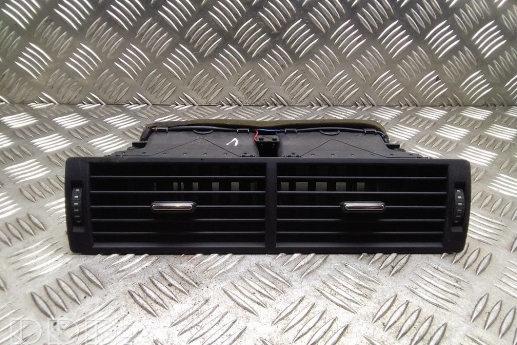 Grile ventilatie centrala 8E0820951H Audi A4 B6 an fab. 2001 - 2004