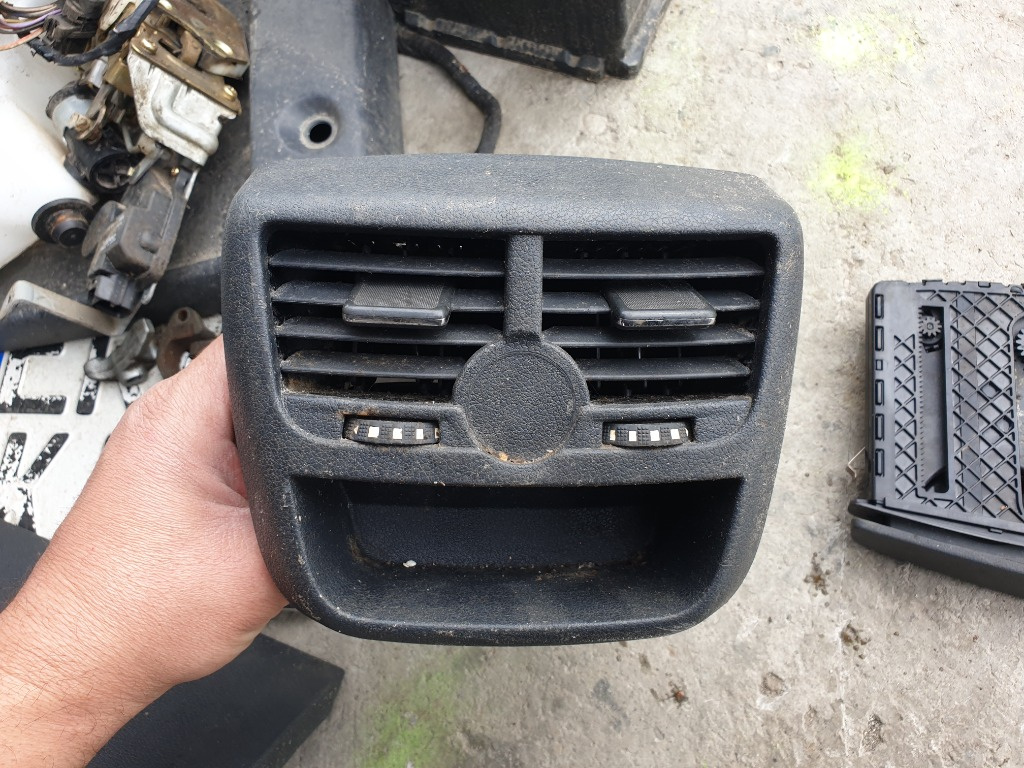 Grile Ventilatie Cotiera Peugeot 508