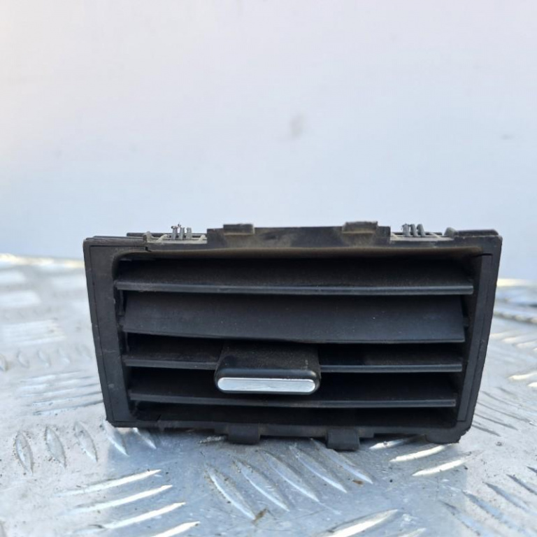 Grile ventilatie dreapta fata Chevrolet Aveo 2011-> T300 95194964