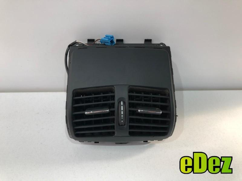 Grile ventilatie spate Mercedes CLS (2011->) [C218] w218 a2188300354