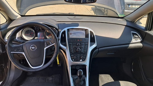 Grup aeroterma Opel Astra J an 2011