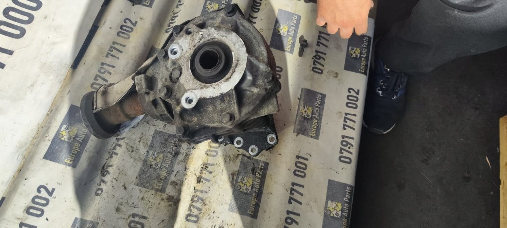 Grup diferential fata Volvo XC70 2.4 D5244T10 2010 Cod : 31280844