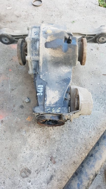 Grup diferential spate Audi A8 4E motor 3.0tdi ASB