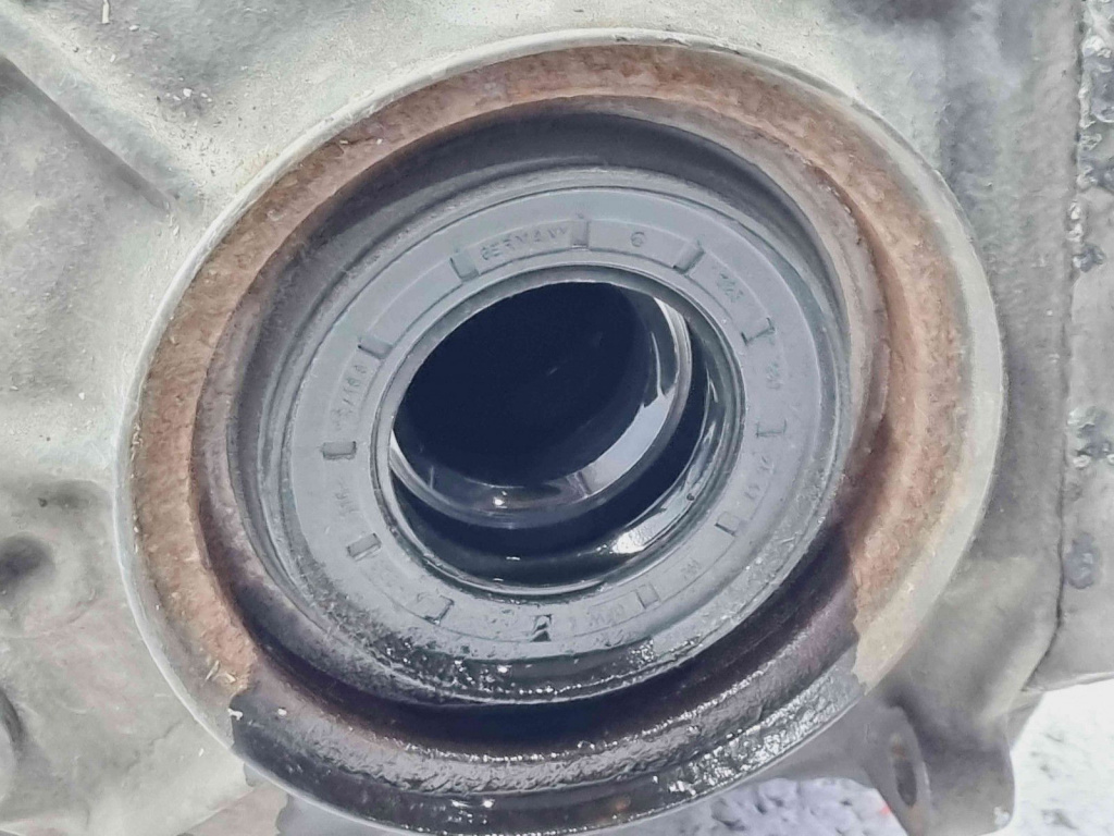 Grup diferential spate Mercedes Clasa E (W207) Coupe AMG [Fabr 2009-2012] 2073500514 2.2 CDI 651911 2.2 CDI 651911 143KW / 194CP