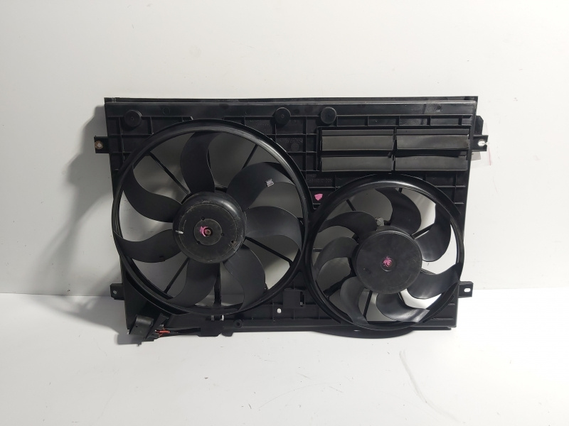 Grup electroventilatoare, cod 1K0121207AA, Vw Passat Variant (3C5) 2.0 TDI, BKP (id:630701)