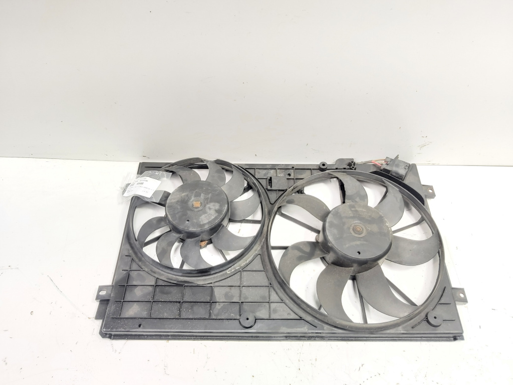 Grup electroventilatoare, cod 1K0121207BB, Vw Golf 6 (5K1) 1.4 TSI, CAX (id:695466)