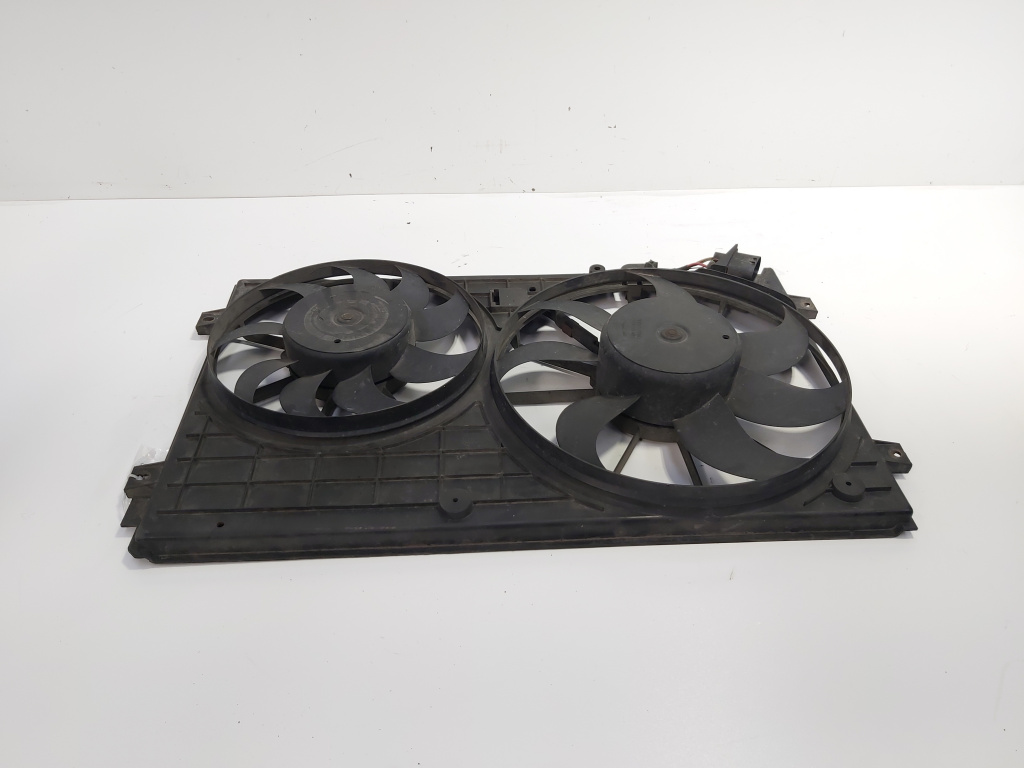 Grup electroventilatoare, cod 1K0121207T, Vw Golf 5 (1K1) 1.9 TDI, BLS (id:701646)