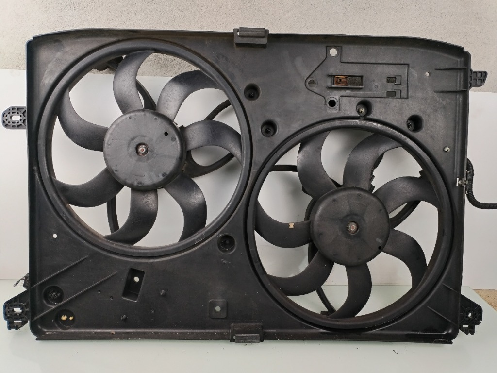 Grup electroventilatoare Ford Mondeo MK5 1.5TDCI XUCA DG93-8C607-EE