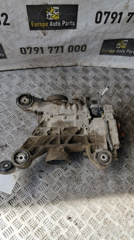 Grup spate cu haldex VW Golf 5 4x4 an 2006 cod 1K0907554B / 0AV525010A