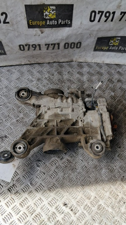 Grup spate cu haldex VW Golf 5 4x4 an 2006 cod 1K0907554B / 0AV525010A