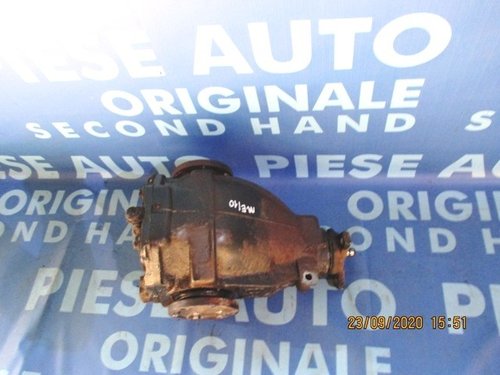 Grup spate Mercedes E290 W210; raport 3,07