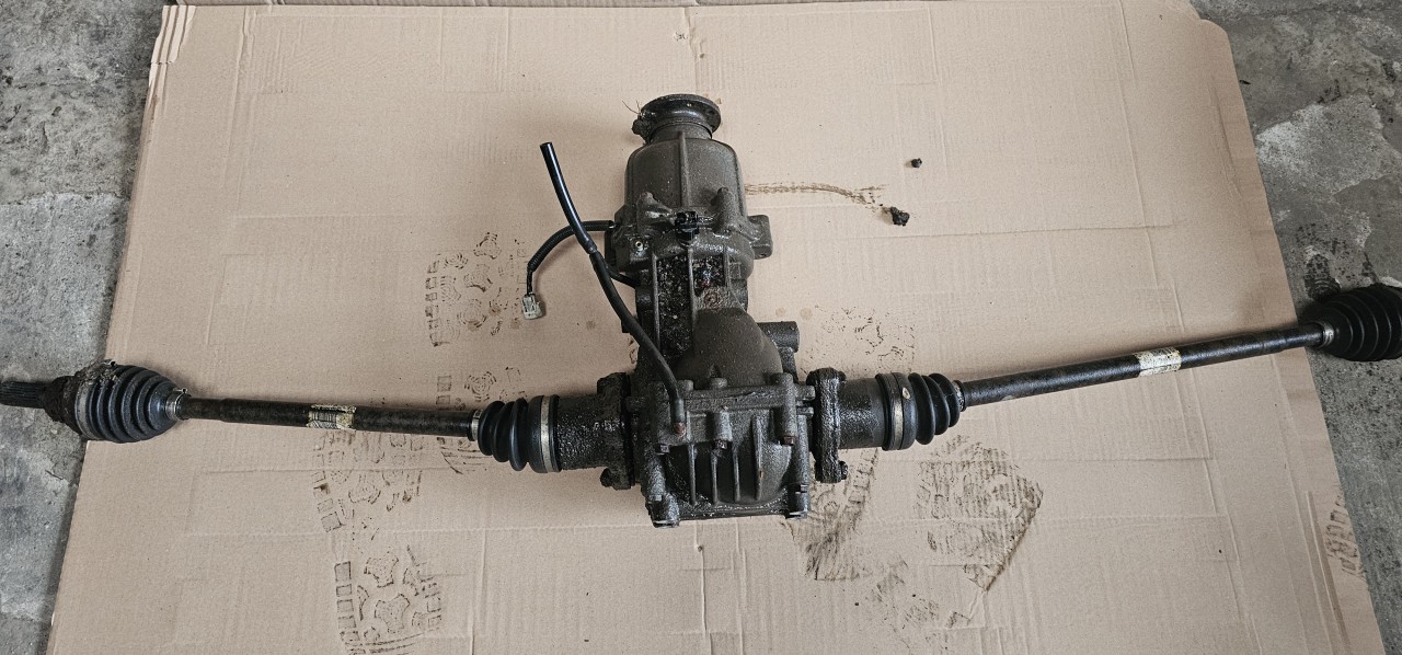 Grup spate Suzuki Sx4 S-Cross / Fiat Sedici 1.6 benzina 2007 2008 2009 2010 2011