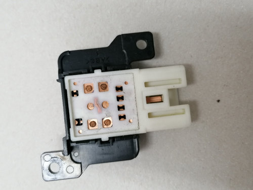 GS1072 BUTON REGLAJ SPATAR SCAUN DREAPTA FATA LEXUS GS300 GS350 GS400 GS450H 2006 2007 2008 2009 201...