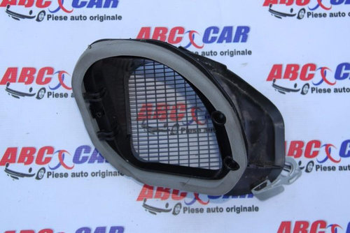 Gura admisie aer Volkswagen Touareg 2 2010-2015 7P0819156A