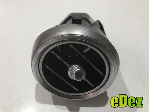 Gura aerisire dreapta Mercedes C-Class (2014->) [W205] a2058301200