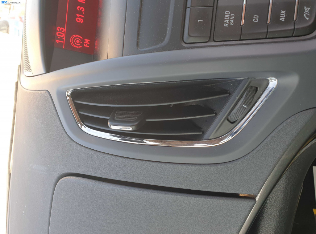 Gura Grila Aer Aerisire Ventilatie Bord Central Stanga Opel Zafira C NFL Non Facelift 2011 - 2016 [K4289]