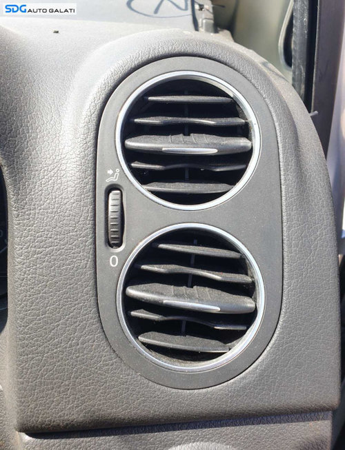 Gura Grila Aer Aerisire Ventilatie Bord Dreapta Volkswagen Golf 5 Plus 2004 - 2008
