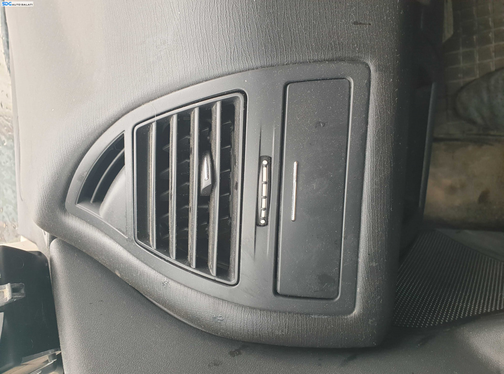 Gura Grila Aer Aerisire Ventilatie Bord Stanga cu Sertar Depozitare Citroen C4 Coupe 2 Usi 2004 - 2012 [K6004]