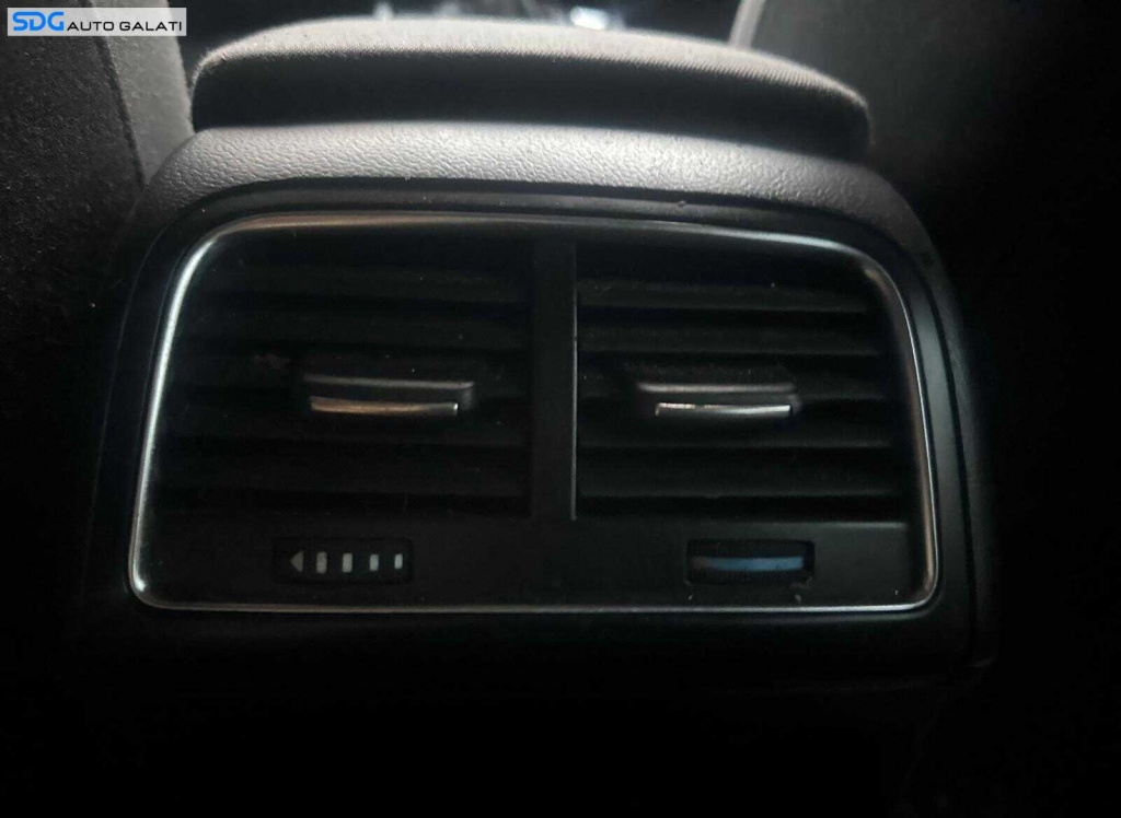 Gura Grila Aer Aerisire Ventilatie Spate Pasageri Audi A4 B8 Break Avant 2008 - 2015 [K0272]