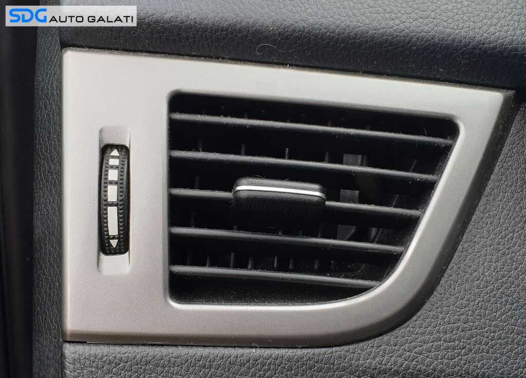 Gura Grila Aer Ventilatie Aerisire Stanga Bord Hyundai I30 GD 2011 - 2017