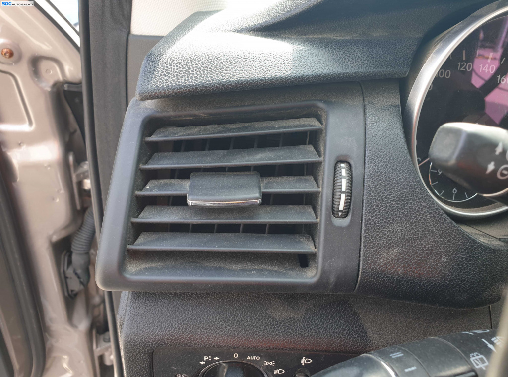 Gura Grila Guri Grile Aer Aerisire Ventilatie Bord Stanga Mercedes Clasa R Class V251 W251 2005 - 2010 [K6741]