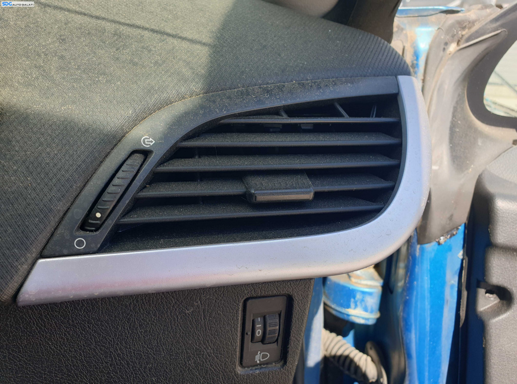 Gura Grila Guri Grile Aer Aerisire Ventilatie Bord Dreapta Peugeot 207 CC Cabrio 2006 - 2014 [K6600]