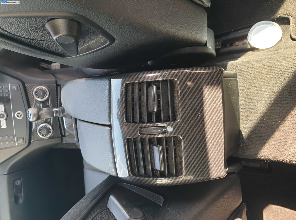 Gura Grila Guri Grile Aer Aerisire Ventilatie Dubla Consola Cotiera Pasageri Mercedes Clasa C Class W204 2007 - 2014 [K6804]