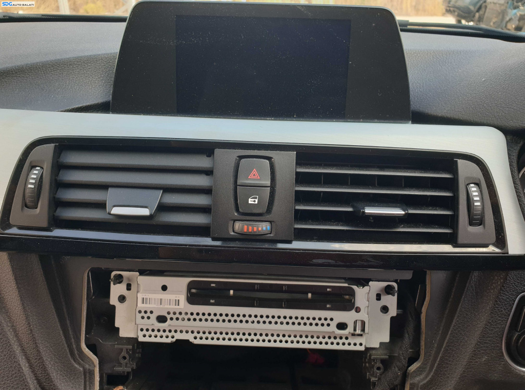 Gura Grila Guri Grile Aer Aerisire Ventilatie Dubla Bord Centrala BMW Seria 3 F30 2011 - 2019 [K6680]