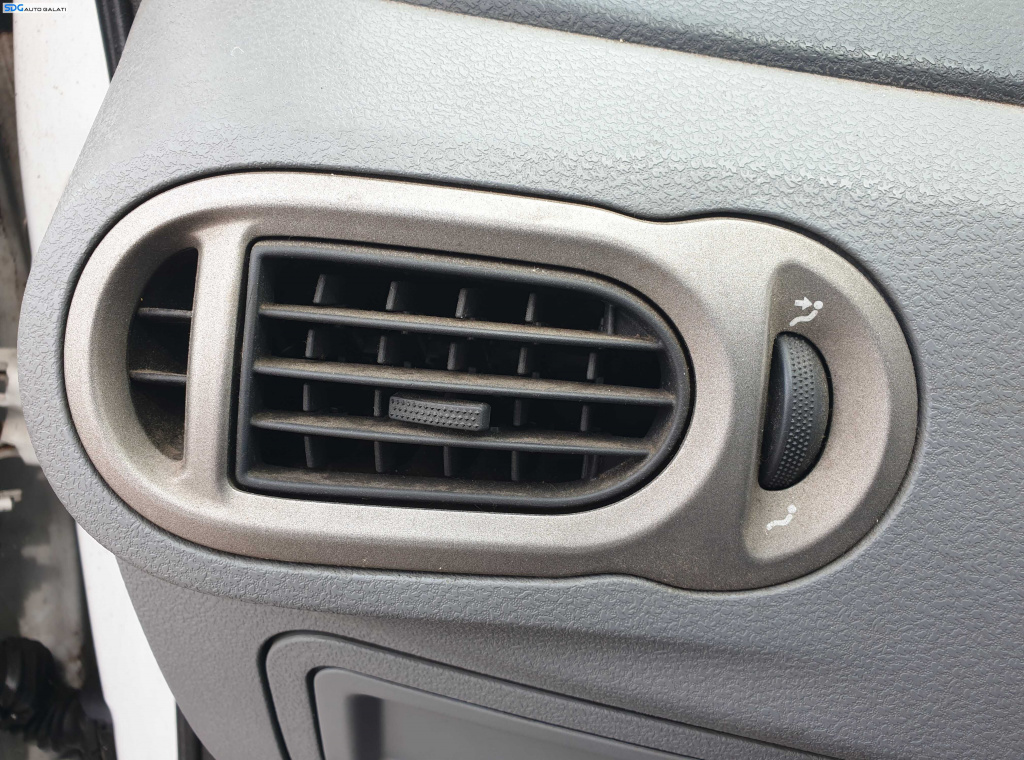 Gura Grila Guri Grile Aer Aerisire Ventilatie Bord Stanga Renault Grand Modus 2008 - 2012 [K5914]