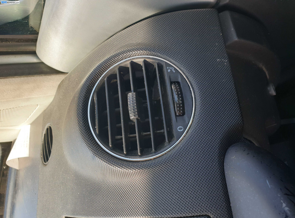 Gura Grila Guri Grile Aer Aerisire Ventilatie Bord Dreapta Volkswagen New Beetle 1998 - 2010 [K6851]