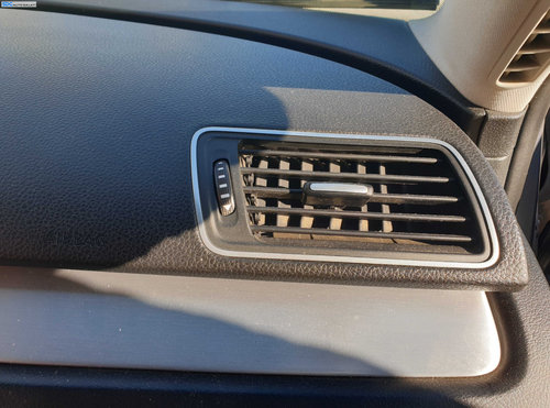 Gura Guri Grila Grile Aer Aerisire Ventilatie Bord Dreapta Volkswagen Passat B7 2010 - 2015 [K2117]