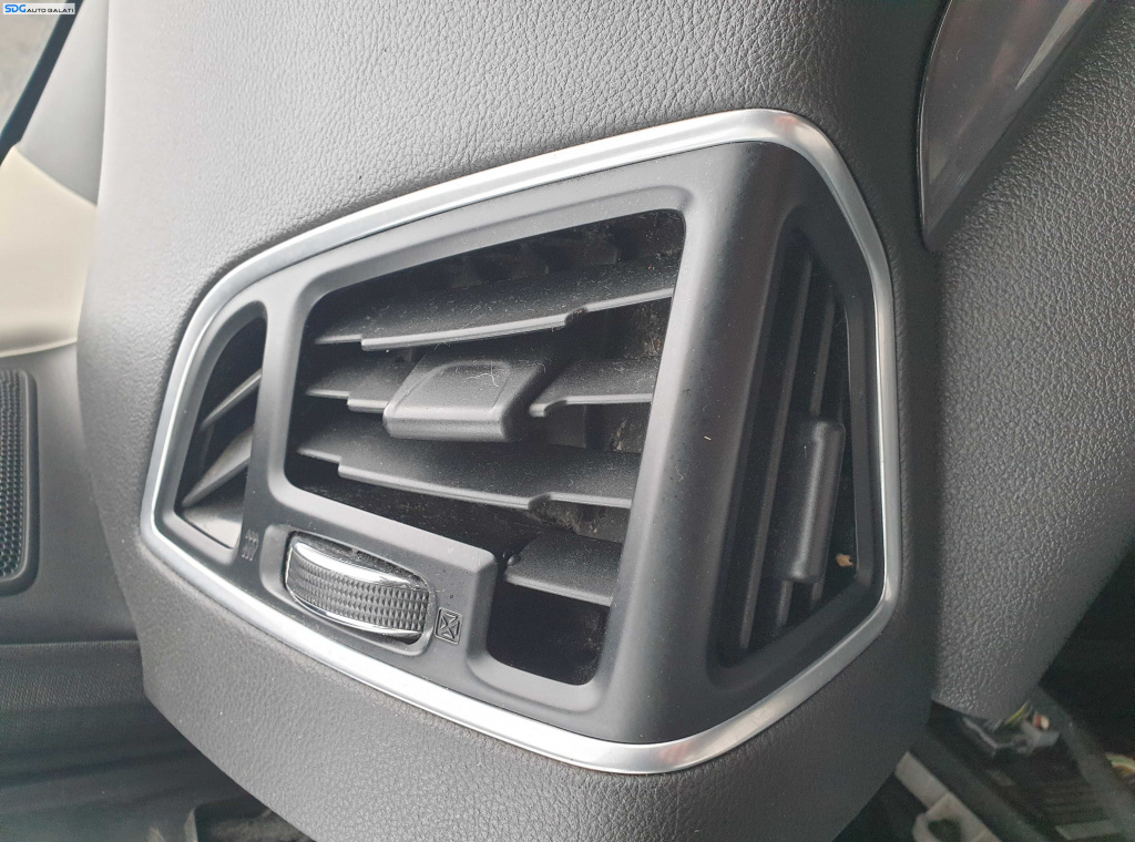 Gura Guri Grila Grile Aer Aerisire Ventilatie Bord Stanga Ford Kuga 2 2012 - 2016 [K3706]