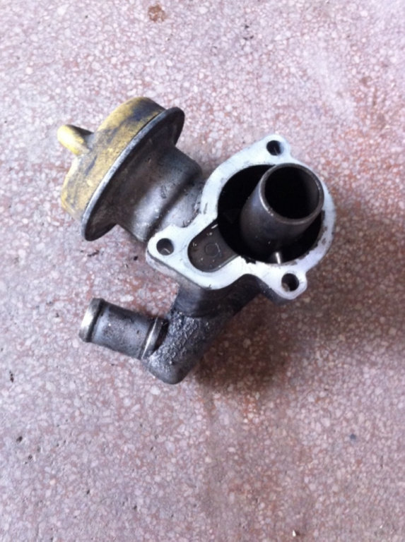 Gura umplere ulei Opel Vectra C [facelift] [2005 - 2009] wagon 5-usi 1.9 CDTi MT (150 hp)