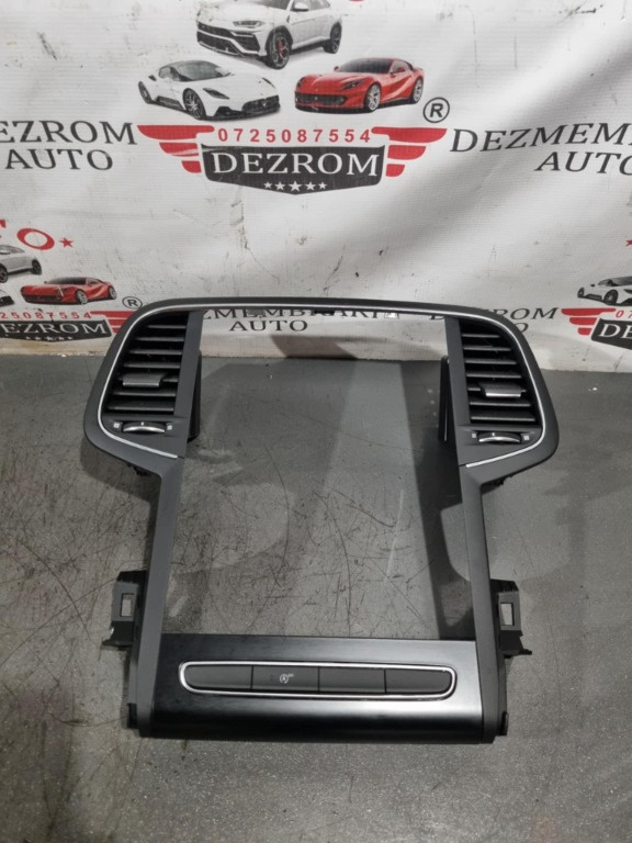 Gura ventilatie bord centru stanga, dreapta 687515655R, 687501810R Renault Megane IV Sedan Facelift 1.0 TCe