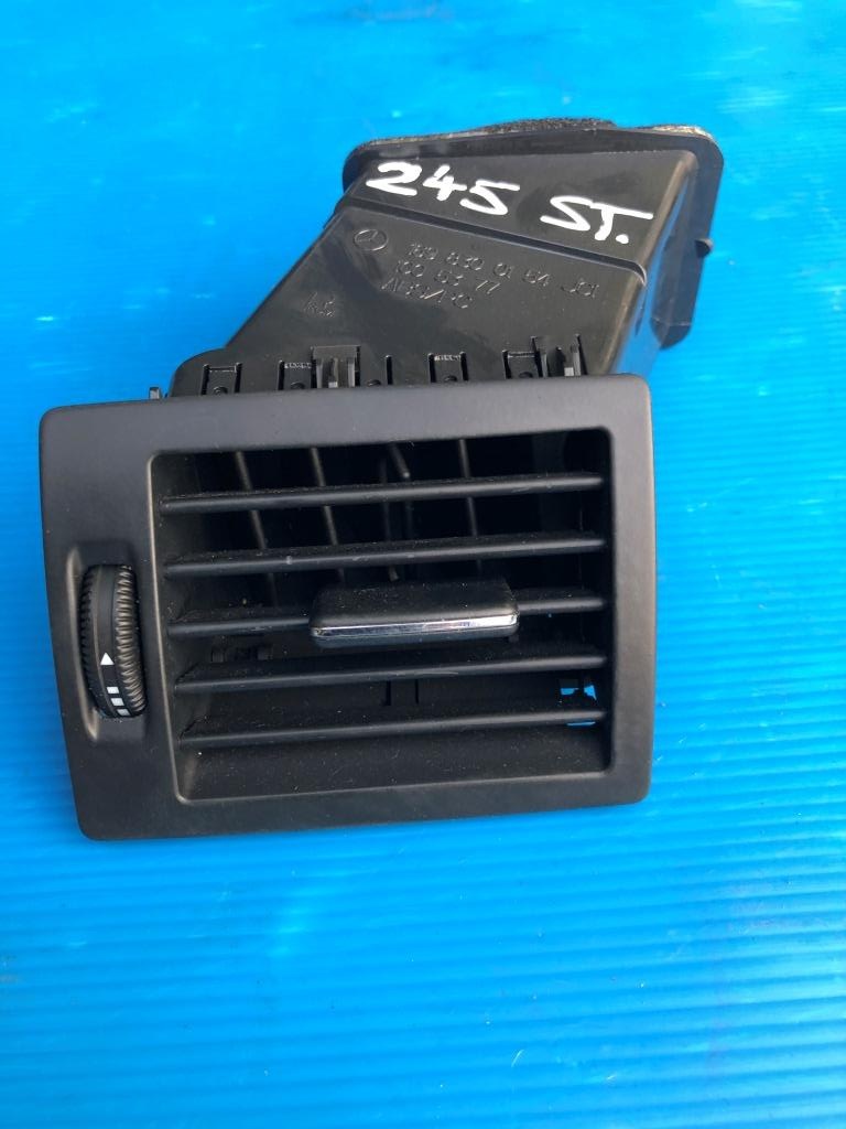 Gura ventilatie stanga Mercedes B Class w245 2007
