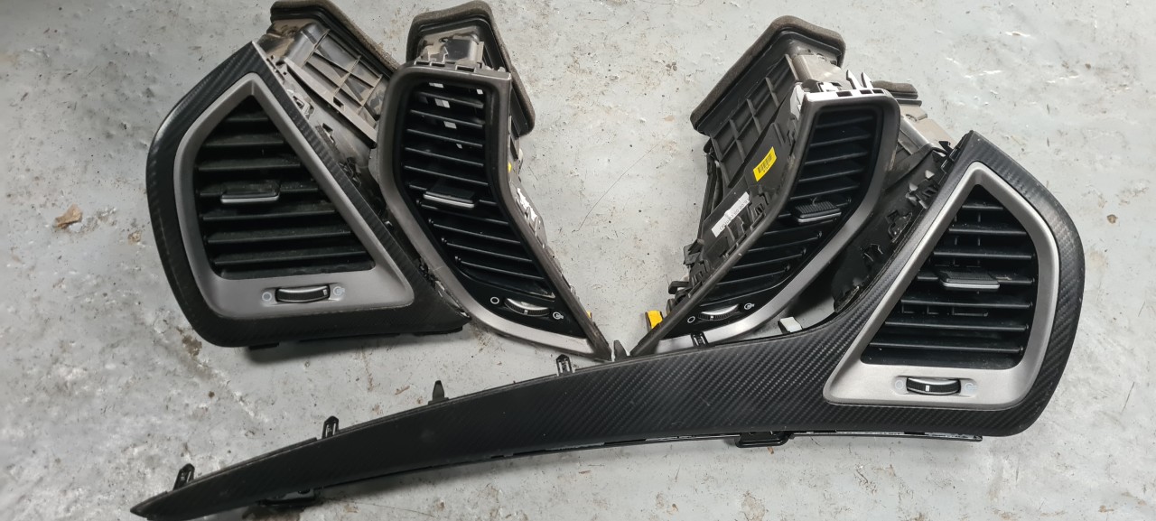 Guri Grile ventilatie bord Hyundai Santa Fe 2013 2014 2015 2016