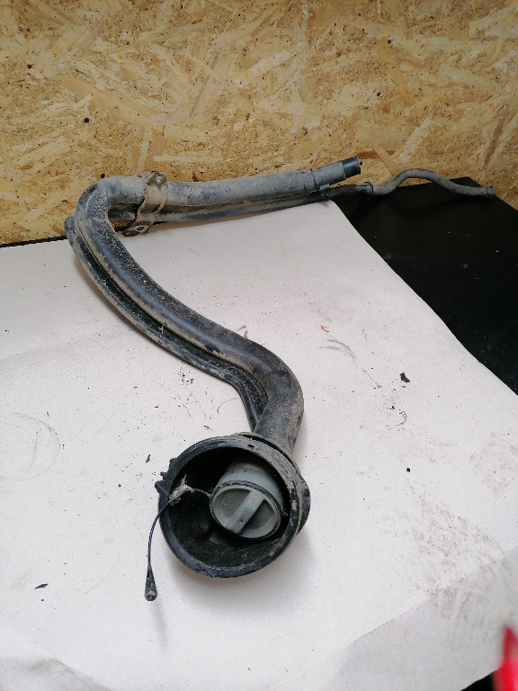 H1103 GAT UMPLERE REZERVOR BENZINA HONDA CR-V 1 1996 1997 1998 1999 2000 2001 2002