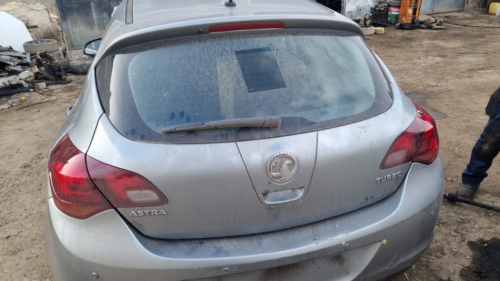 Haion Astra J din 2010/2020 motor 1.4 benzina cu turbo cod motor A14Nel sau B14Nel Astra J P10