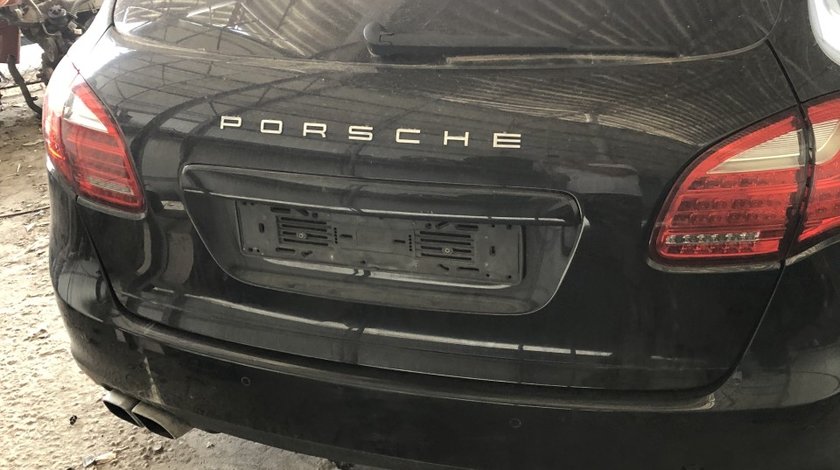 Haion/bara spate Porsche Cayenne 2012