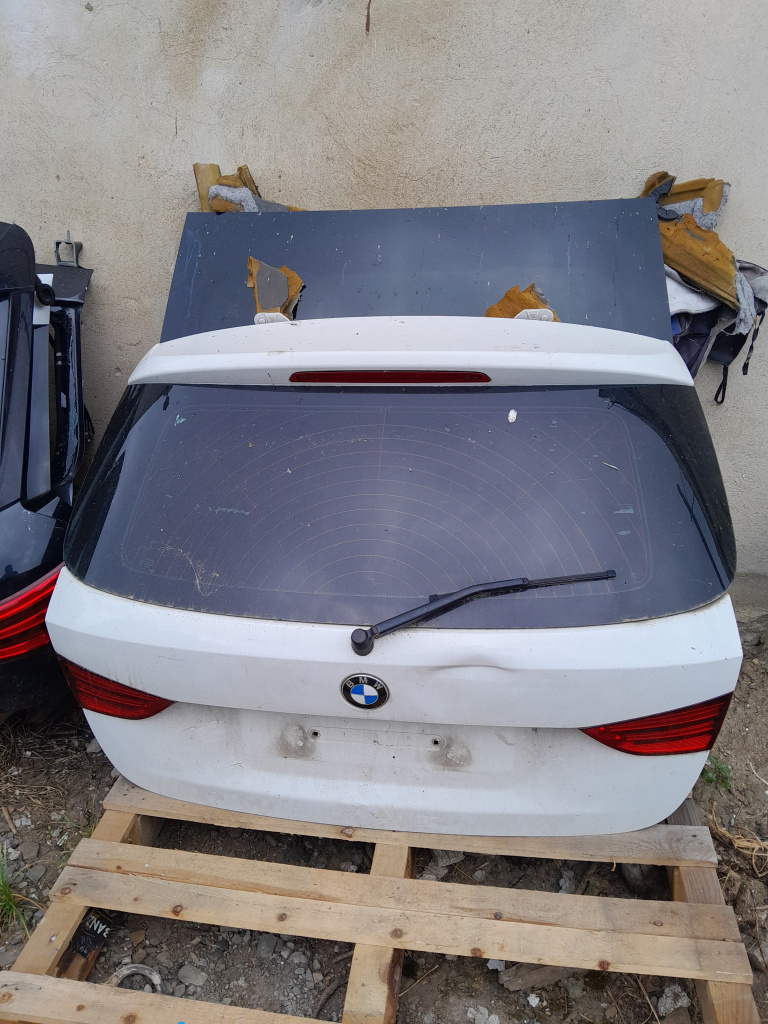 Haion BMW X1 - Motorina 2012, CU DEFECT