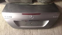 Haion / Capota Portbagaj Mercedes E Class W211 200...