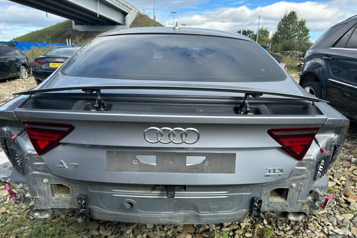 Haion cu luneta Audi A7 4G [2010 - 2014]